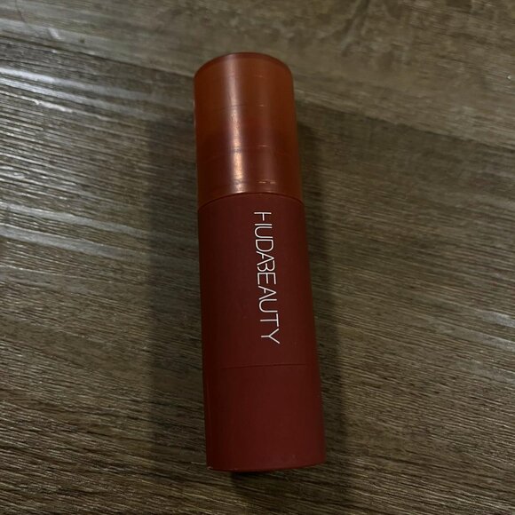 Huda Beauty Cream Blush - Rebel Red - Brand New - Picture 4 of 6